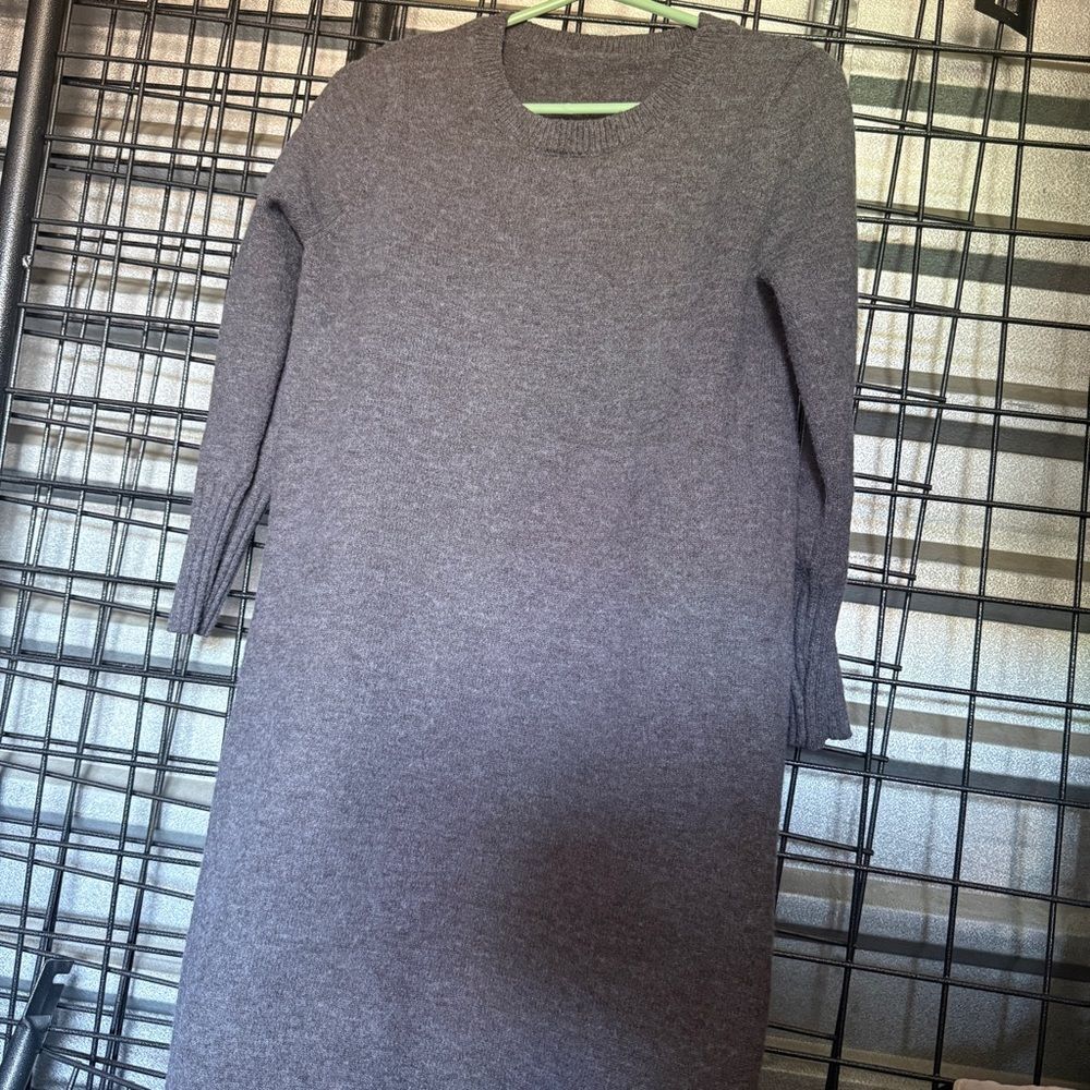 Classic Crewneck Knit Dress 17” pit to pit m medium Gray 3/4 sleeves A9
